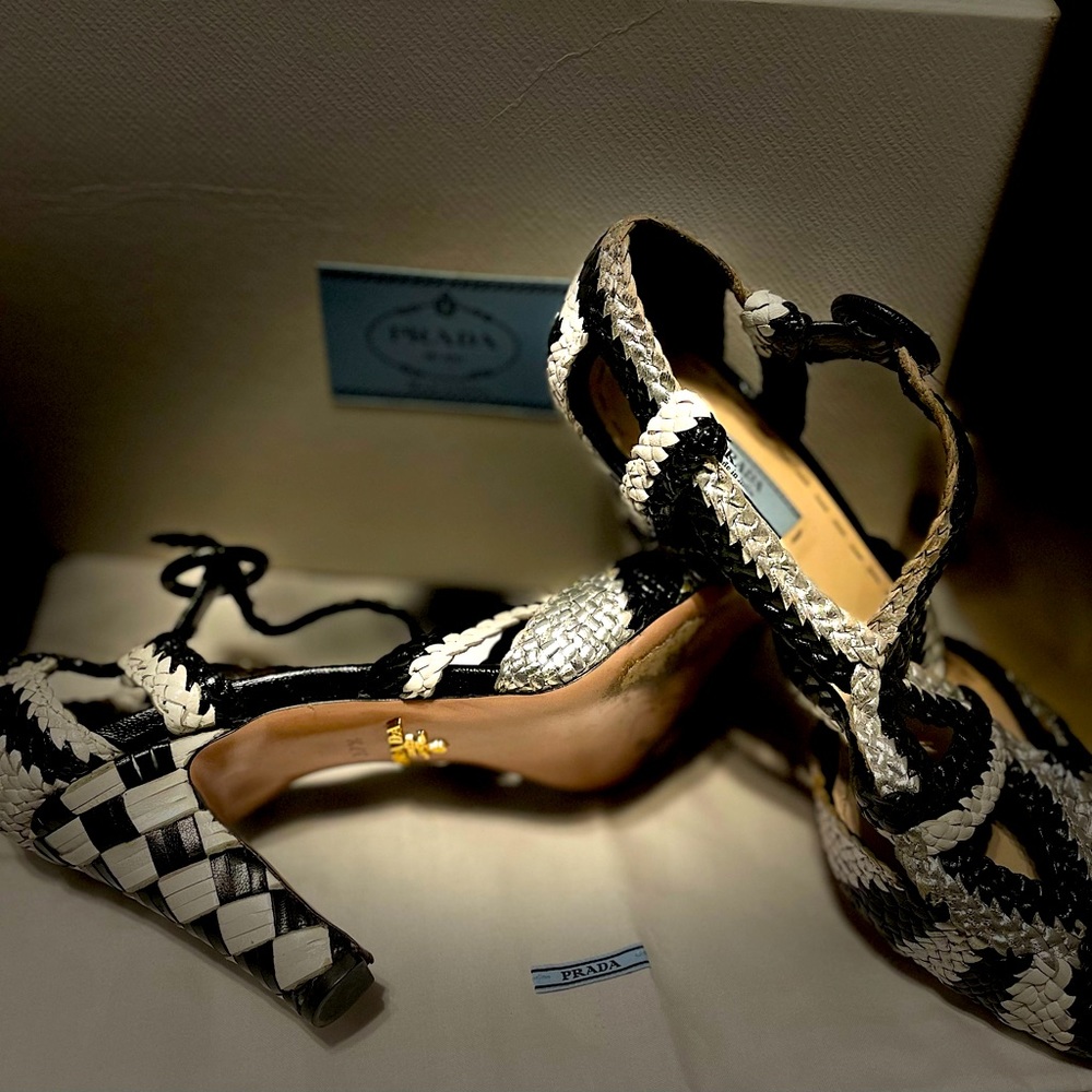 PRADA HANDMADE HEELS 37.5 *PURCHASED IN VENICE, ITALY 🇮🇹*